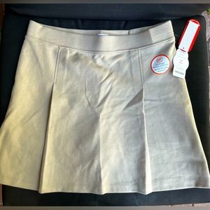 Skirt with mini shorts, shrink and fade resistant, size 12 and 14 kids
